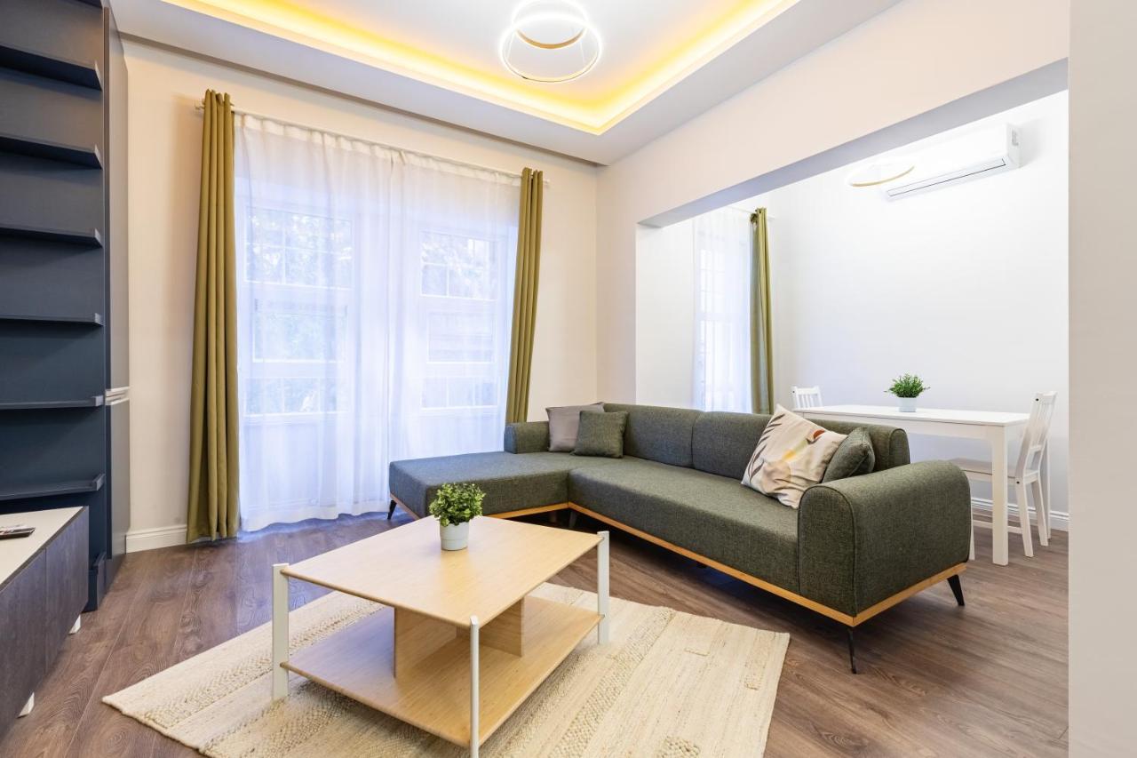 Red Suites Balat - Orange And Blue *